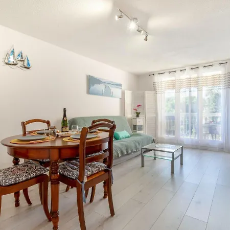 La Chenaie-4 By Interhome Appartement
